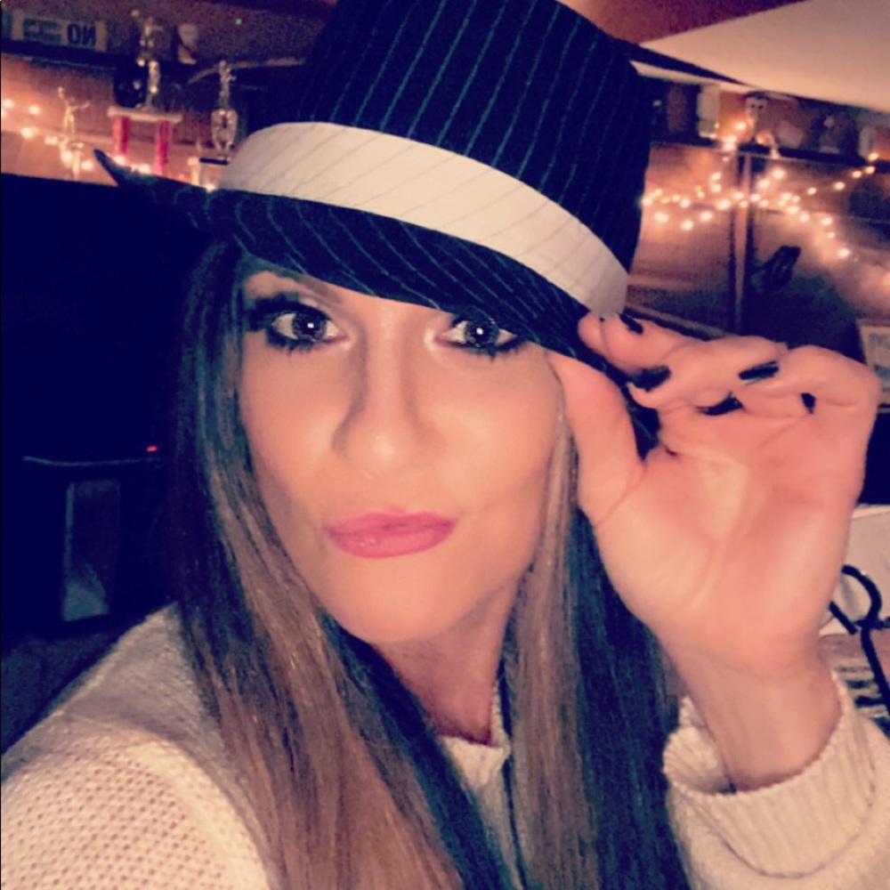 Meet your Posher, Janine